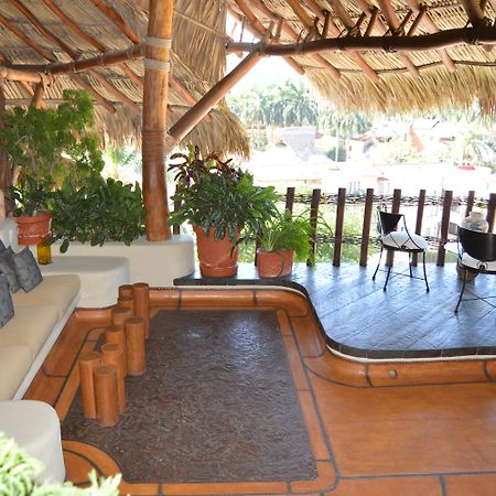 La Villa Luz (sólo adultos) Zihuatanejo Exterior foto